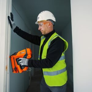 PASLODE IM65 2ND FIX STRAIGHT PIN GUN KIT