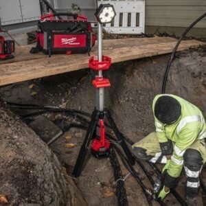 MILWAUKEE M18SAL2-0 18VOLT LED TRIPOD SITE LIGHT